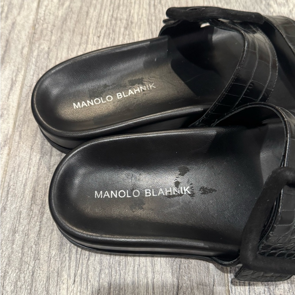 Manolo Blahnik black Mayfu croc embossed sandals - Picture 9 of 12